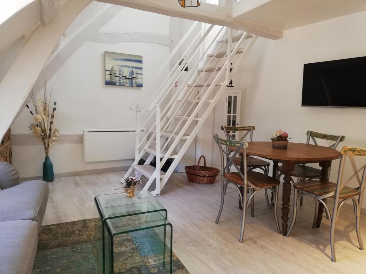 Appartamento Honfleur-loft avec parking privé Esterno foto